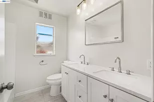 15006 Alexandria St, San Leandro, CA 94579 - Photo 3