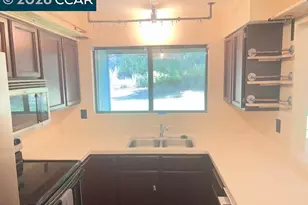 373 Grapevine Pl, Pleasant Hill, CA 94523 - Photo 9