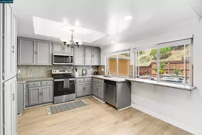 1243 Fairway Dr, Richmond, CA 94803 - Photo 15