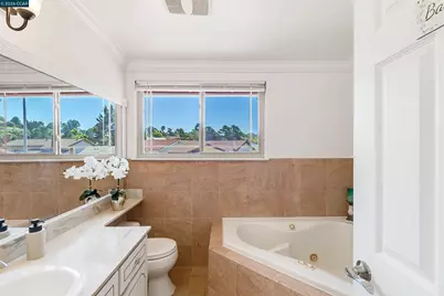 1243 Fairway Dr, Richmond, CA 94803 - Photo 41
