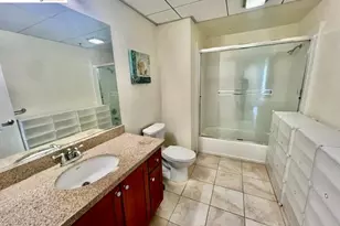 423 7th St, Oakland, CA 94607 - Photo 29