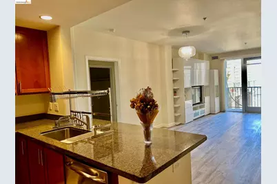 423 7th Street #313, Oakland, CA 94607 - Photo 9