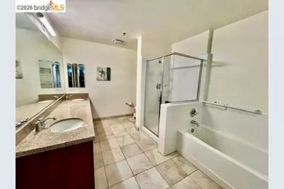 423 7th Street #313, Oakland, CA 94607 - Photo 27