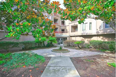 280 Caldecott Ln #221, Oakland, CA 94618 - Photo 31