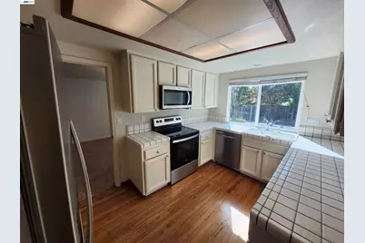 18775 Cavendish Dr, Castro Valley, CA 94552 - Photo 25