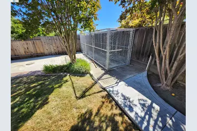 18775 Cavendish Dr, Castro Valley, CA 94552 - Photo 9