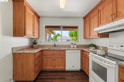 511 El Mar, Suisun City, CA 94585 - Photo 7