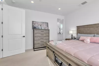 542 Datura Dr, Vacaville, CA 95687 - Photo 15