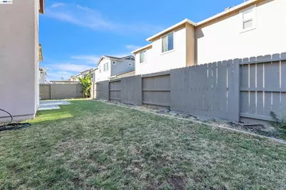 542 Datura Dr, Vacaville, CA 95687 - Photo 23
