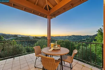 1 Gardiner Ct, Orinda, CA 94563 - Photo 5
