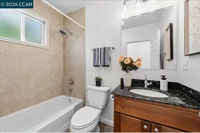 7568 Greenly Dr, Oakland, CA 94605 - Photo 17