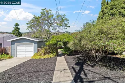 7568 Greenly Dr, Oakland, CA 94605 - Photo 1