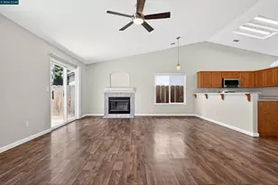 4968 Kimball Hill Cir, Stockton, CA 95210 - Photo 13