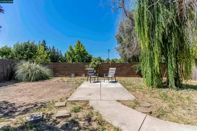 4968 Kimball Hill Cir, Stockton, CA 95210 - Photo 51