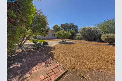 1759 Elm Rd, Concord, CA 94519 - Photo 23