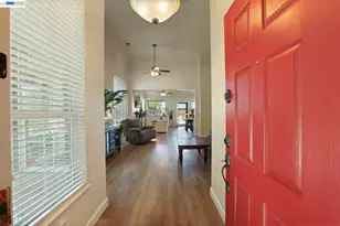 263 Fairmont Ln, Tracy, CA 95376 - Photo 7