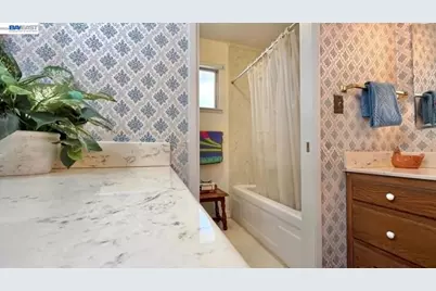 17101 Marsh Creek Rd, Clayton, CA 94517 - Photo 11