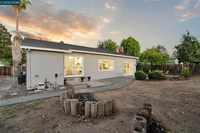 1842 Woodsdale Ct, Concord, CA 94521 - Photo 25