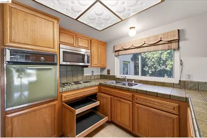 1857 Heatherwood Dr, Pittsburg, CA 94565 - Photo 7