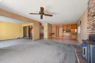 1857 Heatherwood Dr, Pittsburg, CA 94565 - Photo 9