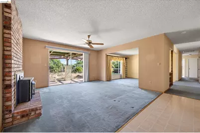 1857 Heatherwood Dr, Pittsburg, CA 94565 - Photo 11