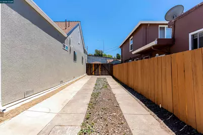 329 45th St, Richmond, CA 94805 - Photo 51