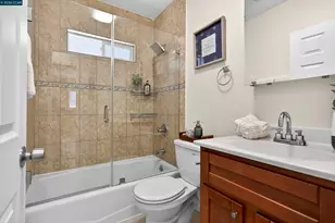 329 45th St, Richmond, CA 94805 - Photo 37