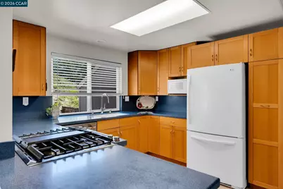 6450 Viewpoint Ct, Martinez, CA 94553 - Photo 13