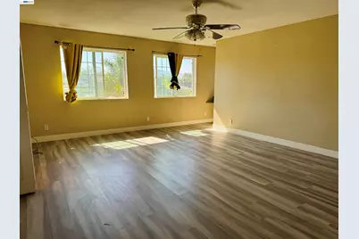 2102 Overhill Rd, Concord, CA 94520 - Photo 41