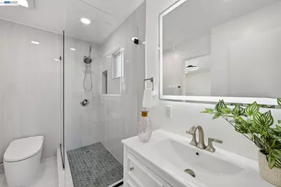 36202 Worthing Dr, Newark, CA 94560 - Photo 43