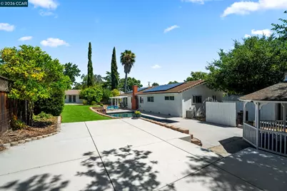 1601 Barnett Cir, Pleasant Hill, CA 94523 - Photo 39