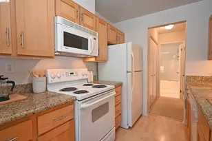 58 Marina Lakes Dr, Richmond, CA 94804 - Photo 17