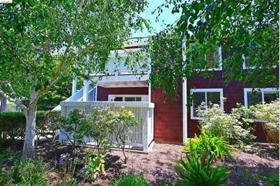 58 Marina Lakes Dr, Richmond, CA 94804 - Photo 31