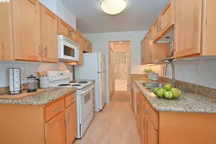 58 Marina Lakes Dr, Richmond, CA 94804 - Photo 15