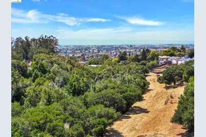 1390 Highland Blvd, Hayward, CA 94542 - Photo 47