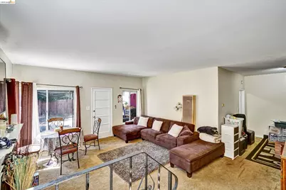 1390 Highland Blvd, Hayward, CA 94542 - Photo 15