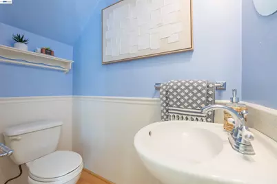 4861 Saginaw Cir, Pleasanton, CA 94588 - Photo 17