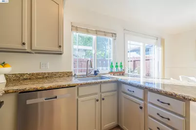 4861 Saginaw Cir, Pleasanton, CA 94588 - Photo 15