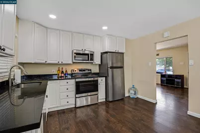 7 Lawrence Ave, Antioch, CA 94509 - Photo 13
