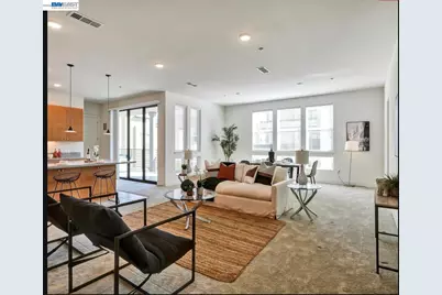 1749 Kilowatt Way #302, Fremont, CA 94539 - Photo 5