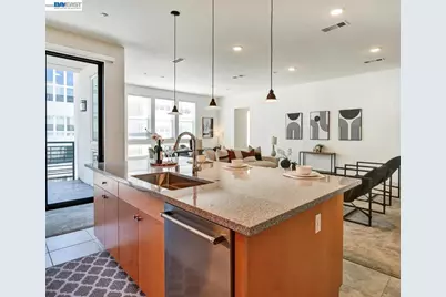 1749 Kilowatt Way #302, Fremont, CA 94539 - Photo 23