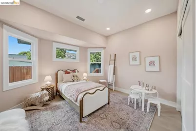1009 Addison St, Berkeley, CA 94710 - Photo 33