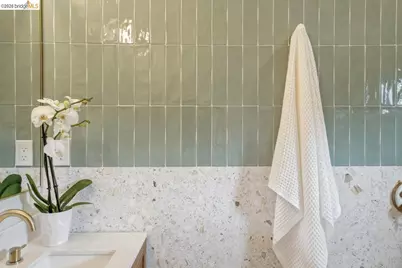1009 Addison St, Berkeley, CA 94710 - Photo 27