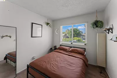 2504 Bishop Ln, Antioch, CA 94509 - Photo 17
