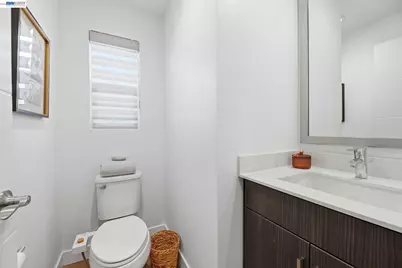 931 Edy Ln, Oakland, CA 94607 - Photo 27