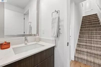 931 Edy Ln, Oakland, CA 94607 - Photo 19