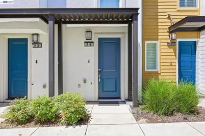39482 Capstone Cmn, Fremont, CA 94539 - Photo 5