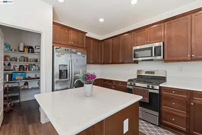 2126 Grapevine Dr, Livingston, CA 95334 - Photo 11