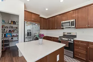 2126 Grapevine Dr, Livingston, CA 95334 - Photo 11