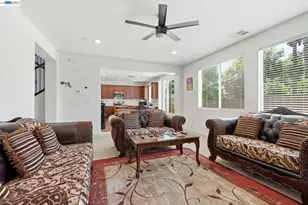 2126 Grapevine Dr, Livingston, CA 95334 - Photo 9